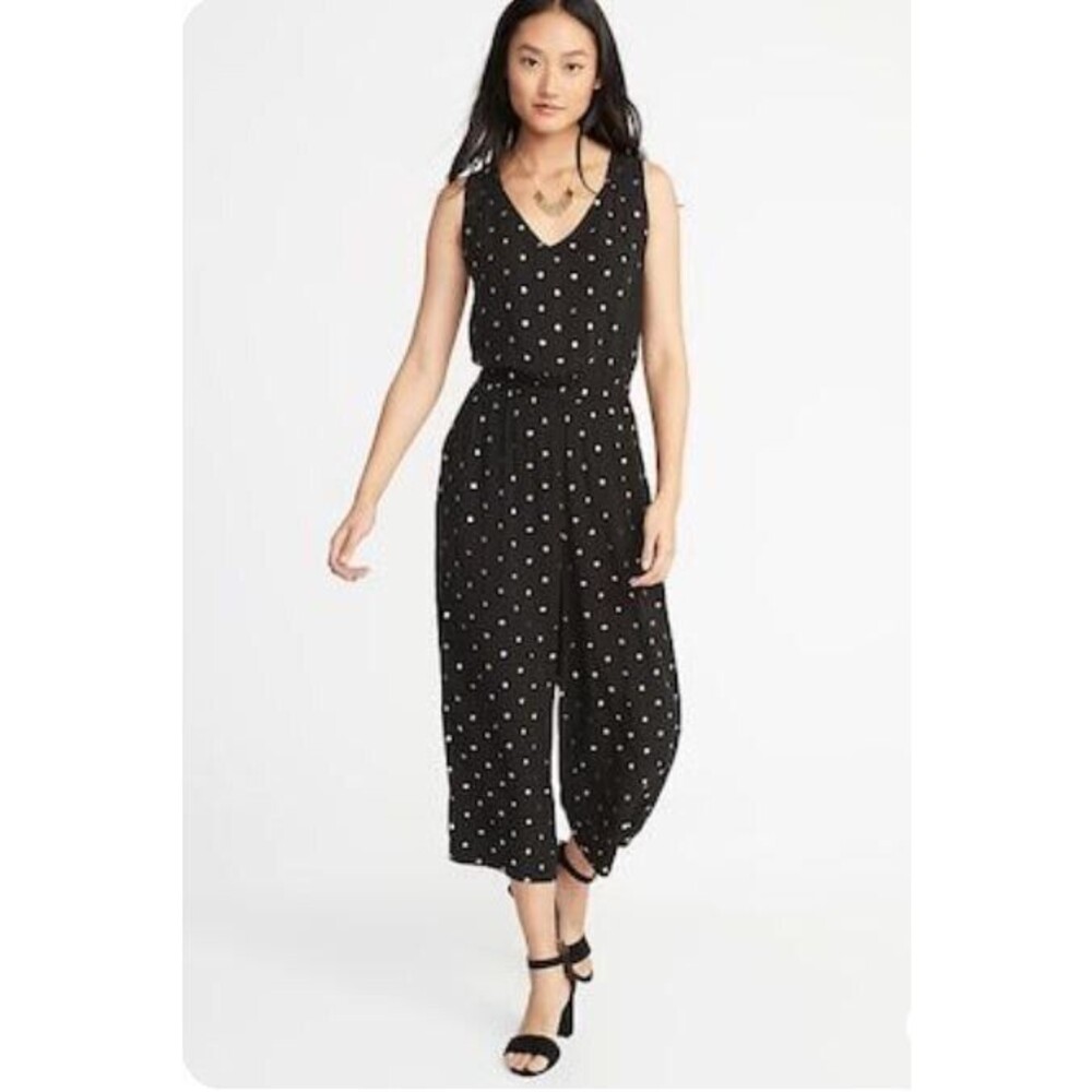 Old Navy Black White Polka Dot Pant suit Jumpsuit Romper V-neck Belt Cropped S